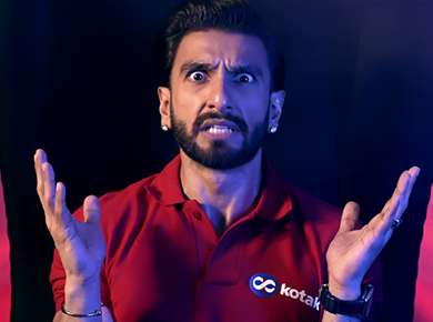 Kotak Mahindra Bank I Ranveer Singh Grooves to Kotak Home Loan’s Crazy Tunes! #KripyaDhyaanRakhein